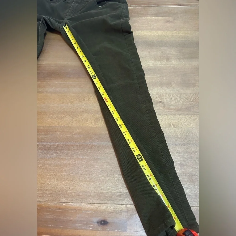 J Crew Dark Green Slim Fit Style 484 Corduroy Pants 34x32